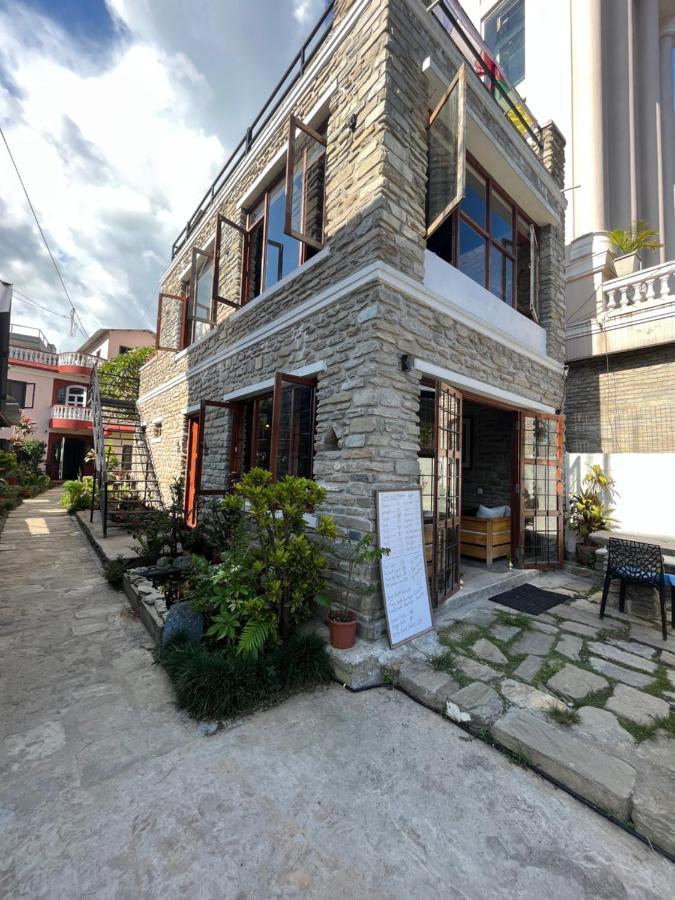 Nepali Cottage Guest House Pokhara Exterior foto