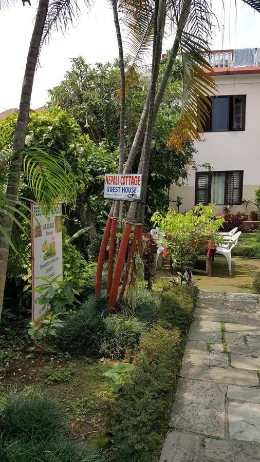 Nepali Cottage Guest House Pokhara Exterior foto